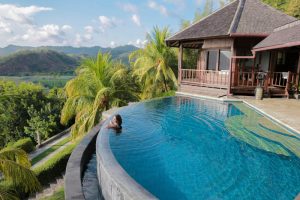 בריכה יעילה וחסכונית - הפתרונות המתקדמים ביותר לחסכון בחשמל עם משאבות לבריכה